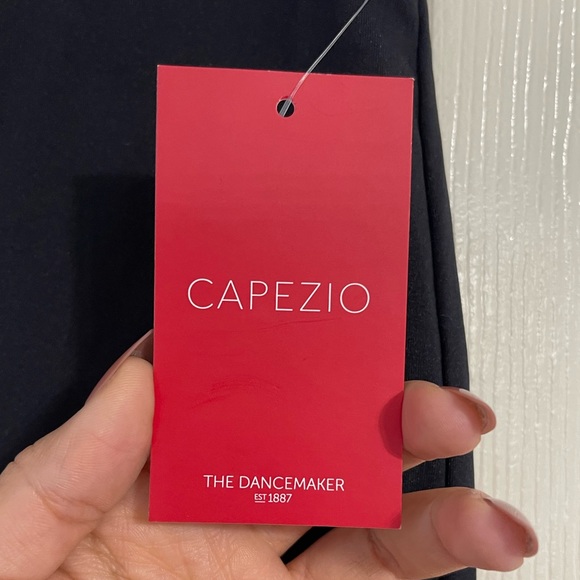 NWT CAPEZIO Active Legging - Picture 9 of 10